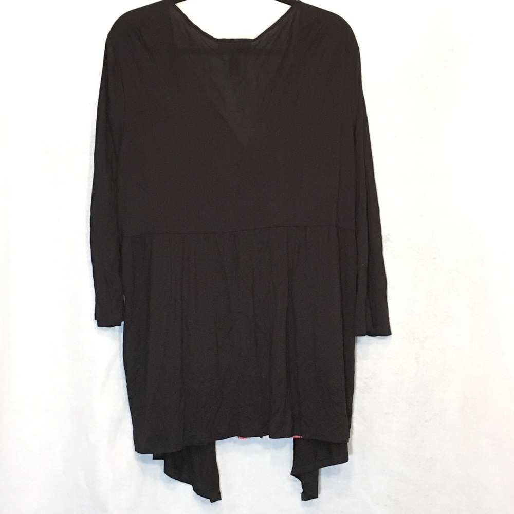 Style & Co Abstract Layered Look V Neck Blouse - Picture 4 of 6